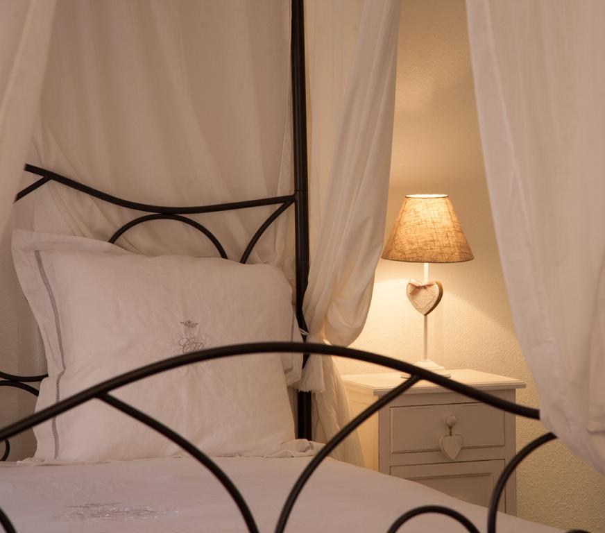 Chambre Le Hupsa Pfannala Saint-Hippolyte  Habitación foto