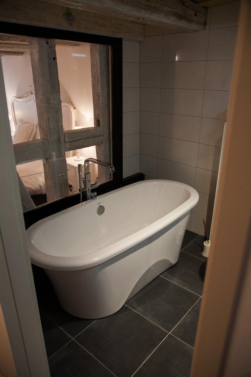 Chambre Le Hupsa Pfannala Saint-Hippolyte  Habitación foto